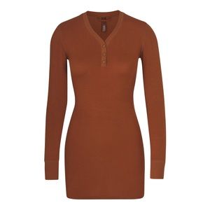 SKIMS Sleep Henley Dress - Copper